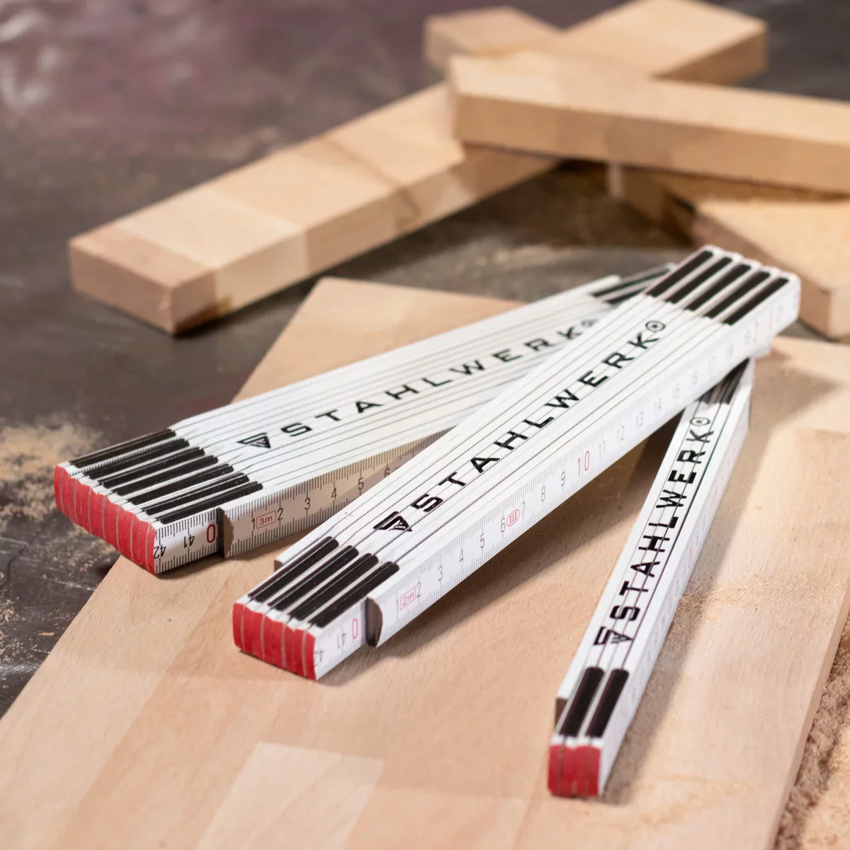 STAHLWERK Zollstock 2 Meter präziser Holz-Gliedermaßstab | Meterstab | Maßstab | Maßband | Metermaß mit gut ablesbaren metrischen Ziffern - Image 10