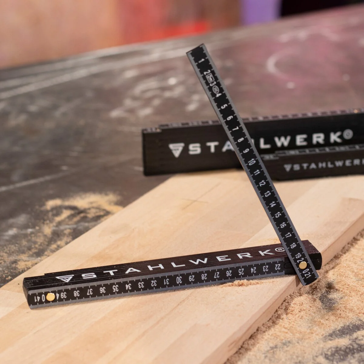 STAHLWERK Zollstock 2 Meter präziser Kunststoff-Gliedermaßstab | Meterstab | Maßstab | Maßband | Metermaß mit gut ablesbaren metrischen Ziffern - Image 8
